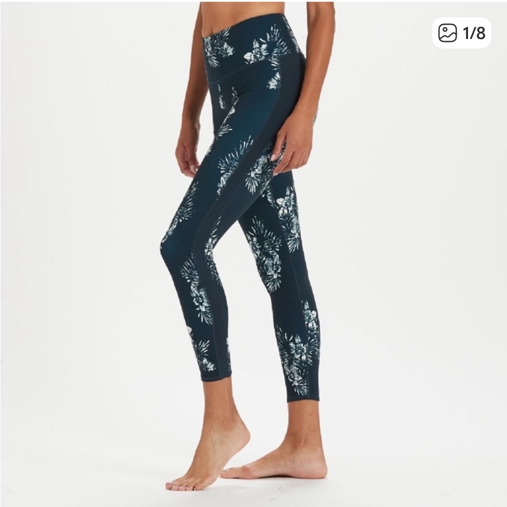Vuori Seascape Water 7/8” Leggings